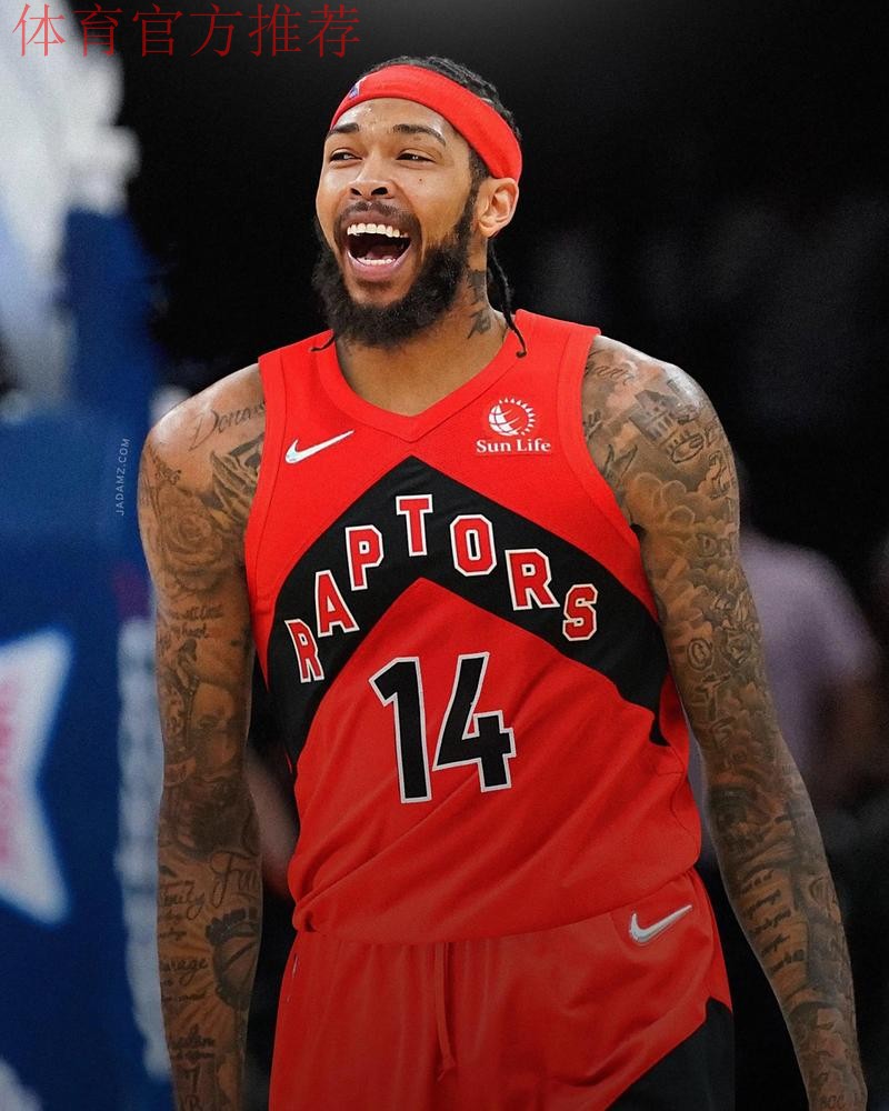 英格拉姆上半场投篮9中5,三分4中3得到18分2篮板 英格拉姆上半场投篮9中5,三分4中3得到18分2篮板